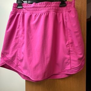 Lululemon Women's Pink Skorts